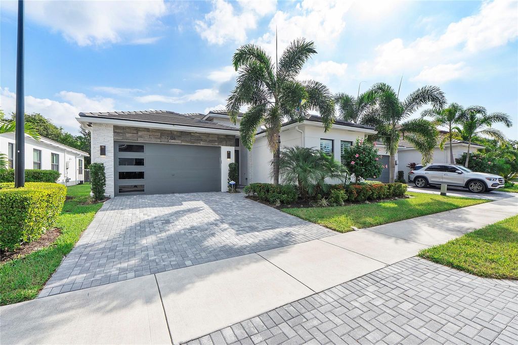 Photo of 7326 Estero Drive, Lake Worth, FL 33463 (MLS # F10542009)