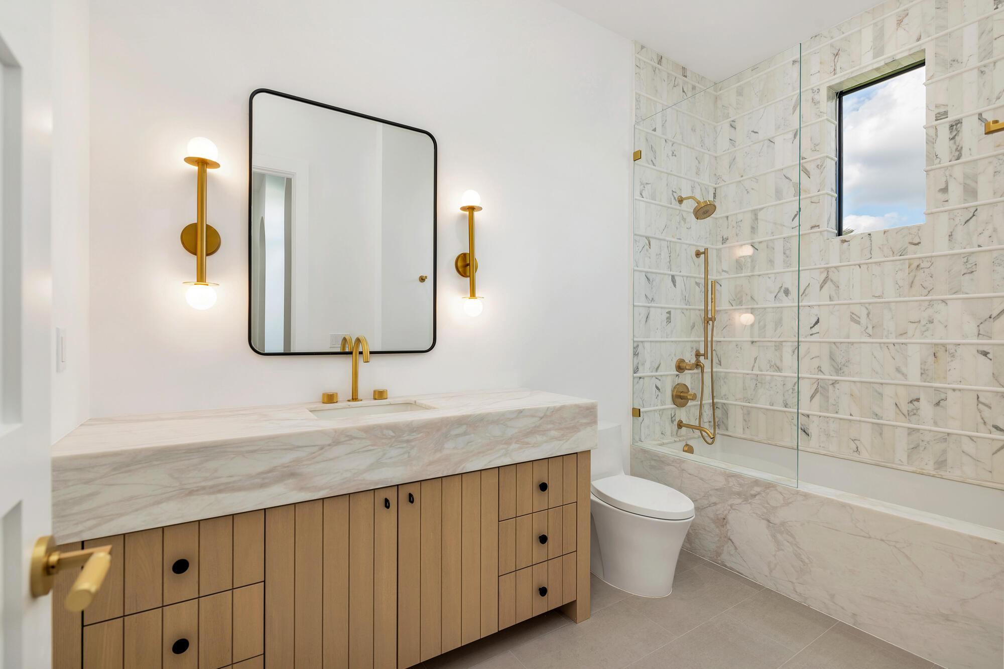 WELLINGTON AERO CLUB OF THE LANDINGS AT WELLINGTON - Residential