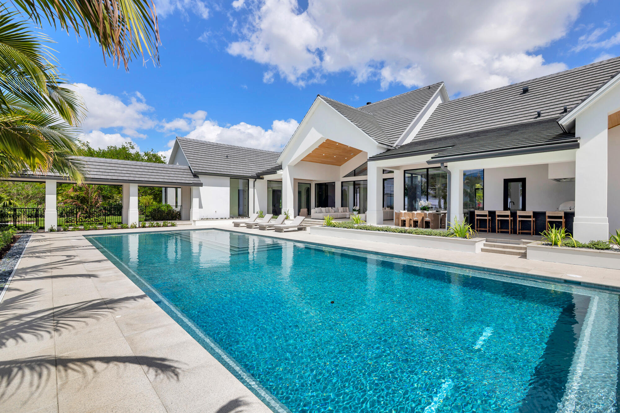 WELLINGTON AERO CLUB OF THE LANDINGS AT WELLINGTON - Residential