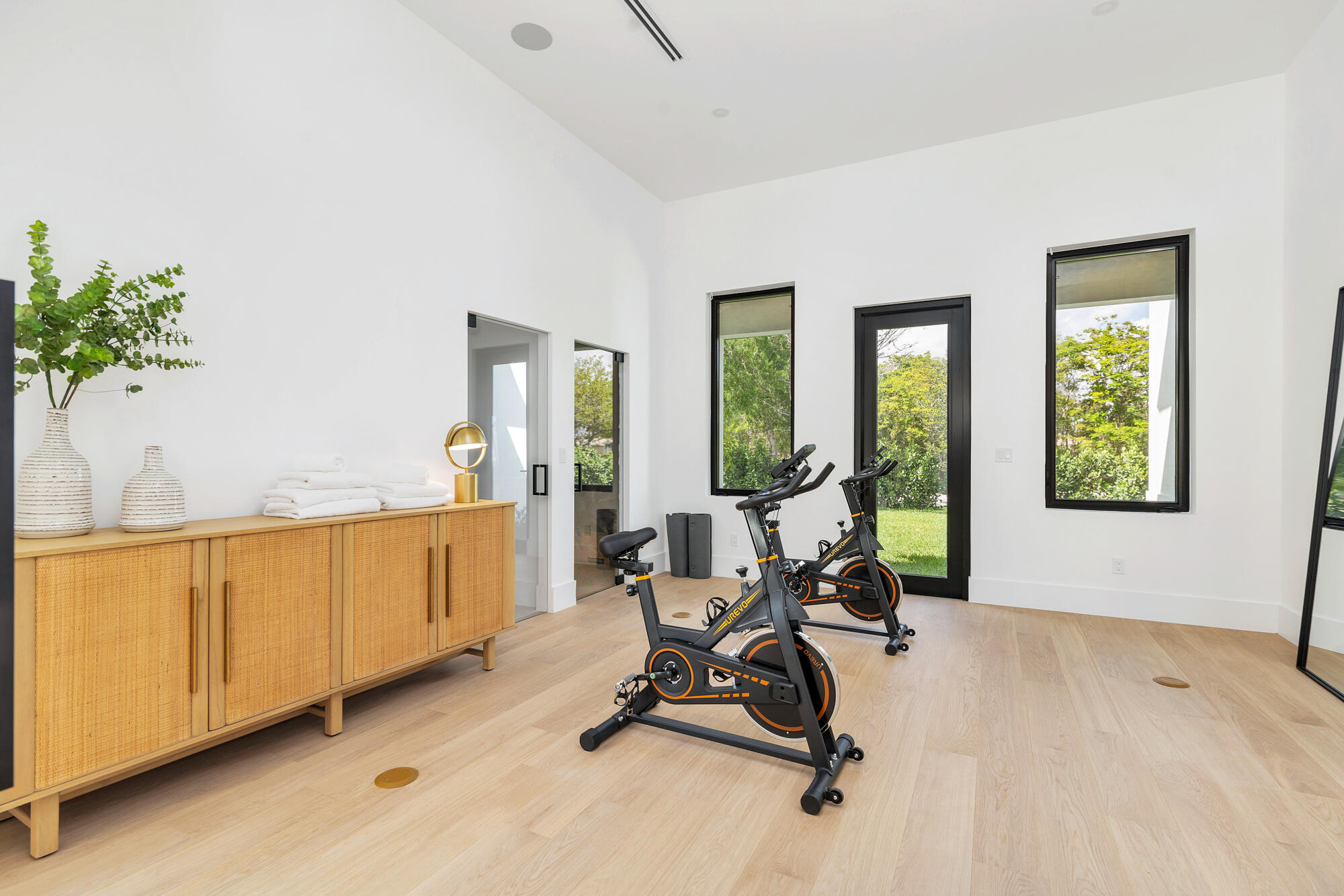 WELLINGTON AERO CLUB OF THE LANDINGS AT WELLINGTON - Residential