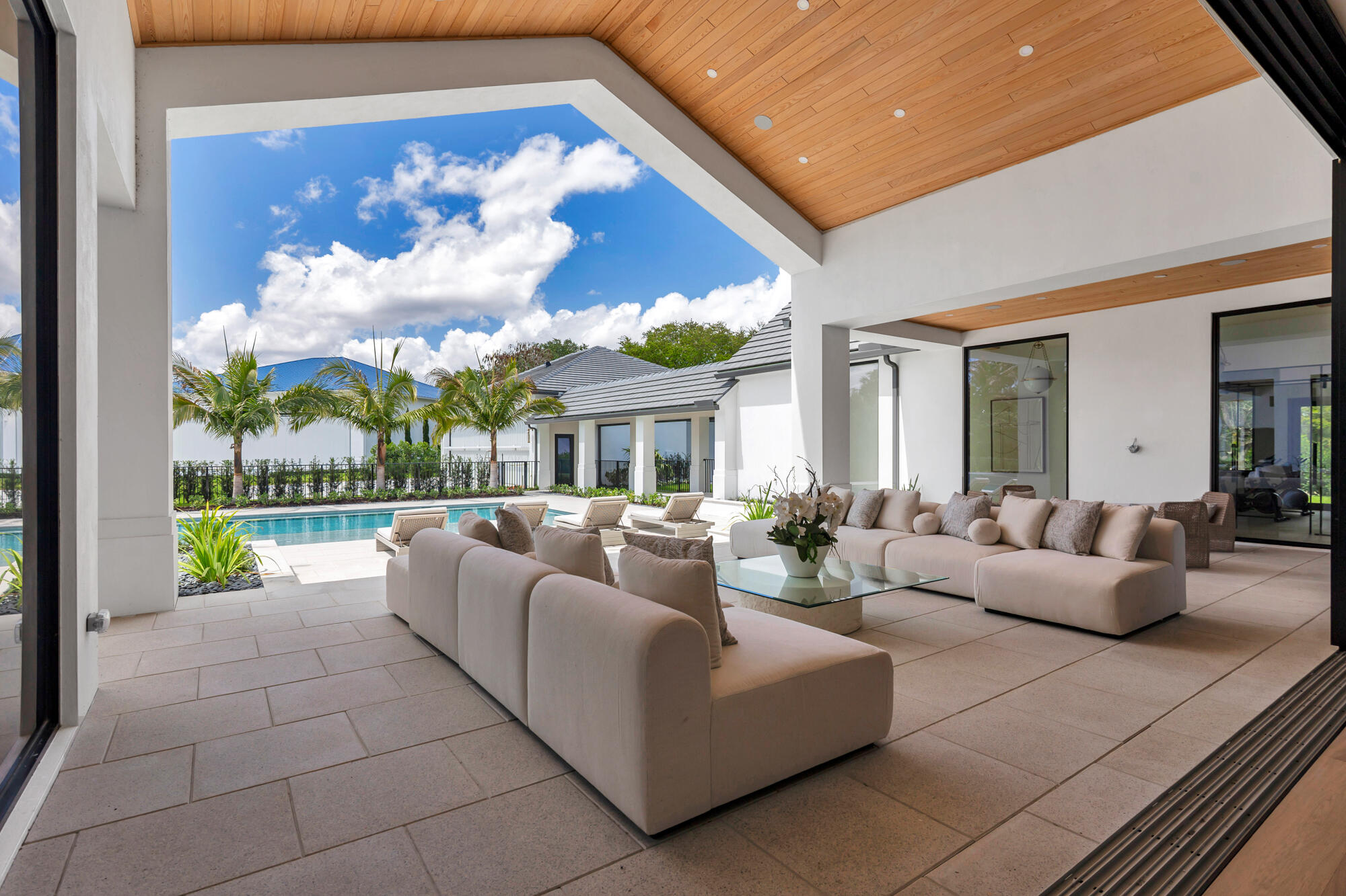 WELLINGTON AERO CLUB OF THE LANDINGS AT WELLINGTON - Residential