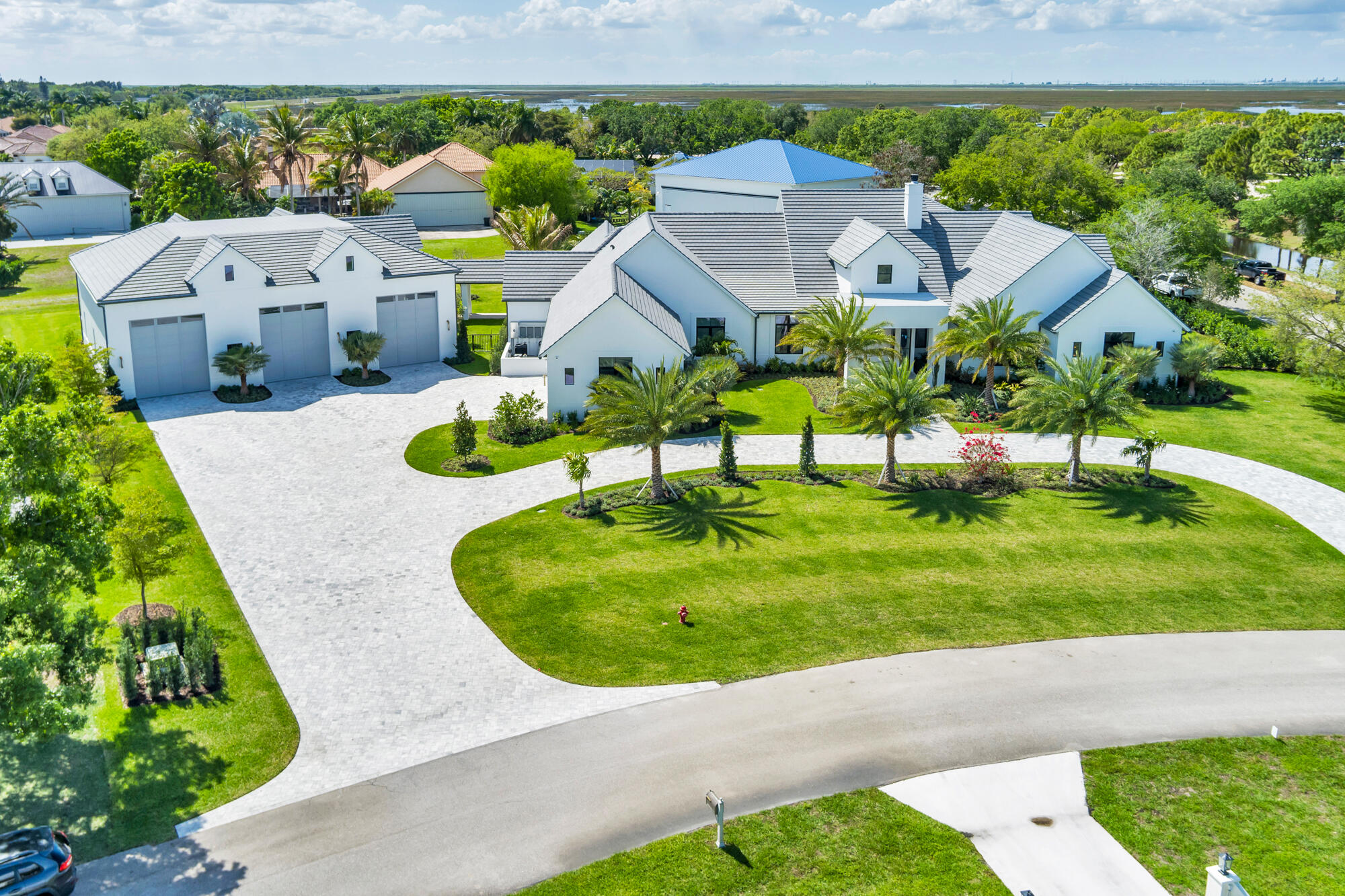 WELLINGTON AERO CLUB OF THE LANDINGS AT WELLINGTON - Residential