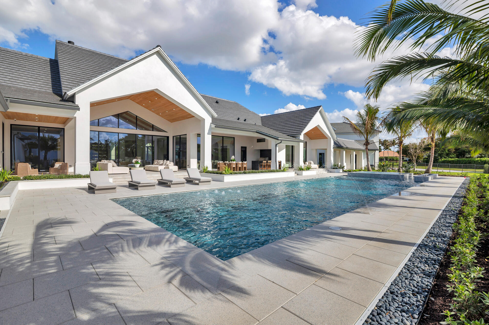 WELLINGTON AERO CLUB OF THE LANDINGS AT WELLINGTON - Residential