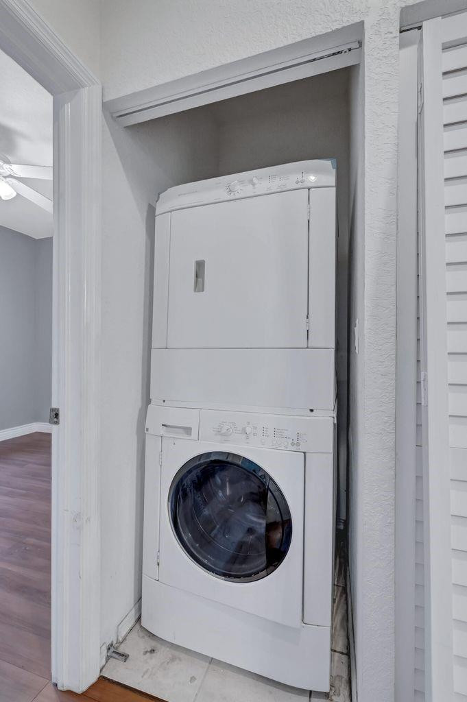 MERRICK PRESERVE CONDO - Residential Lease