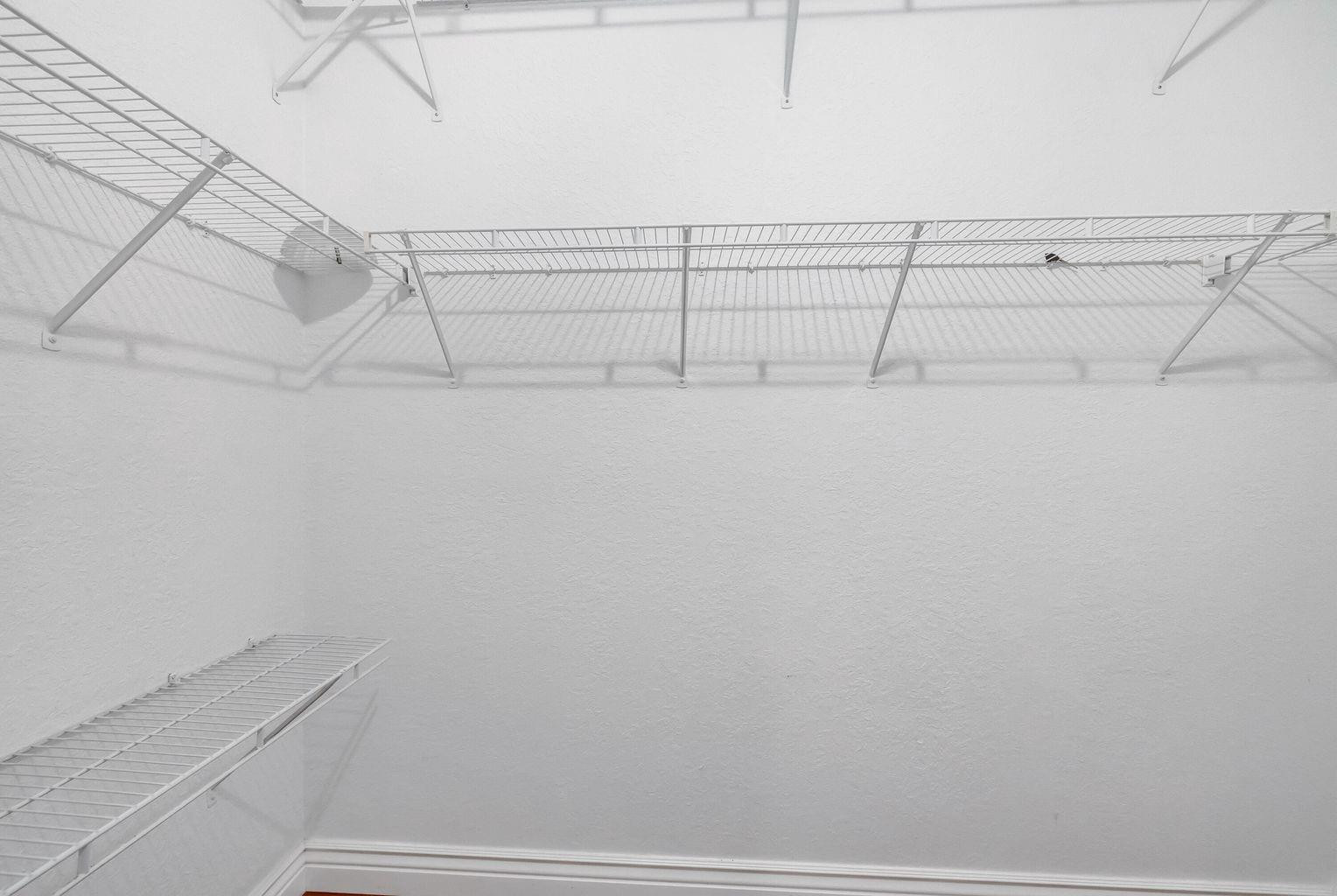 MERRICK PRESERVE CONDO - Residential Lease