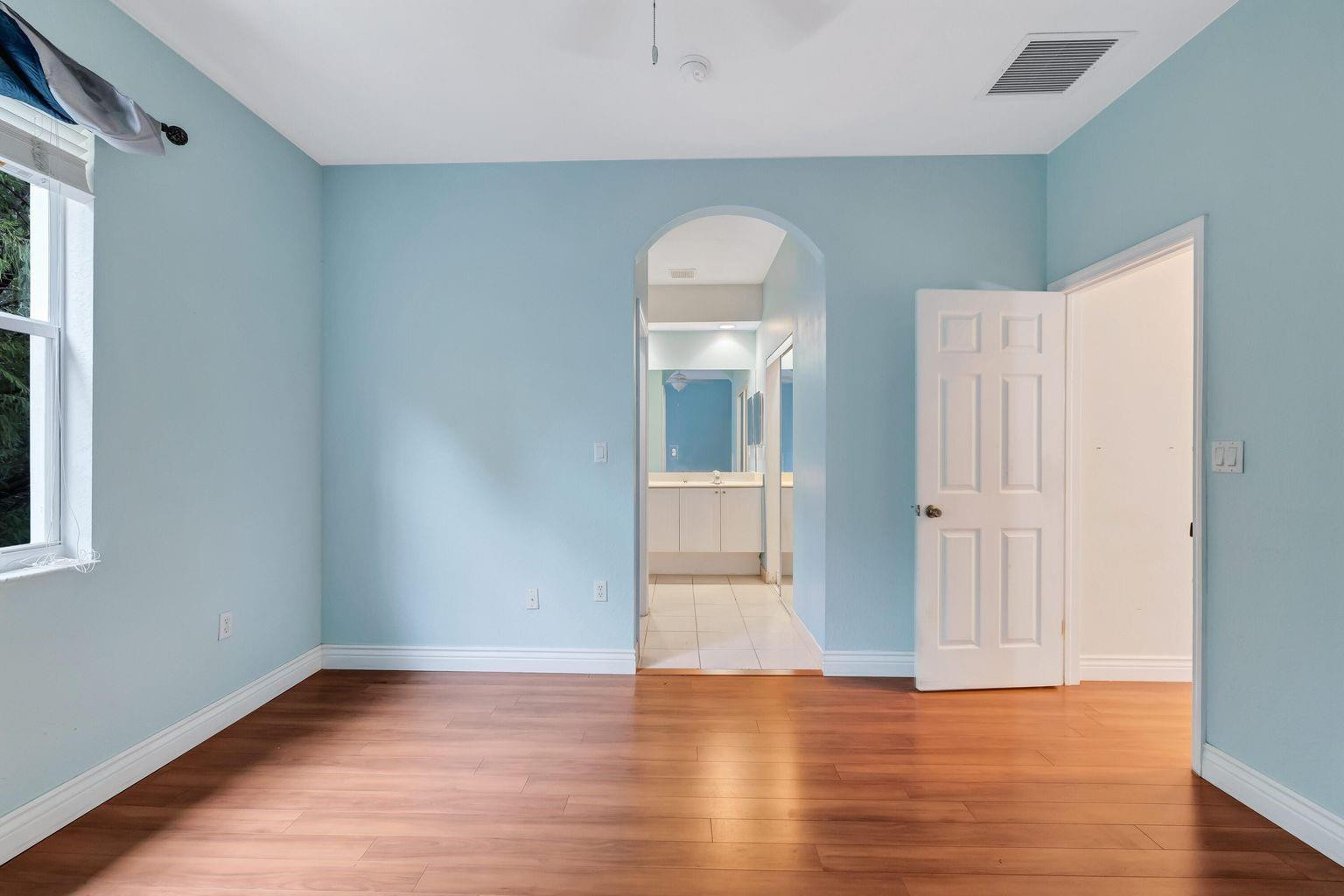 MERRICK PRESERVE CONDO - Residential Lease