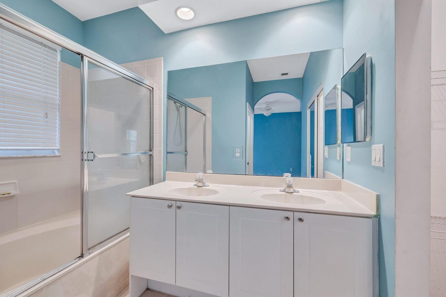 MERRICK PRESERVE CONDO - Residential Lease