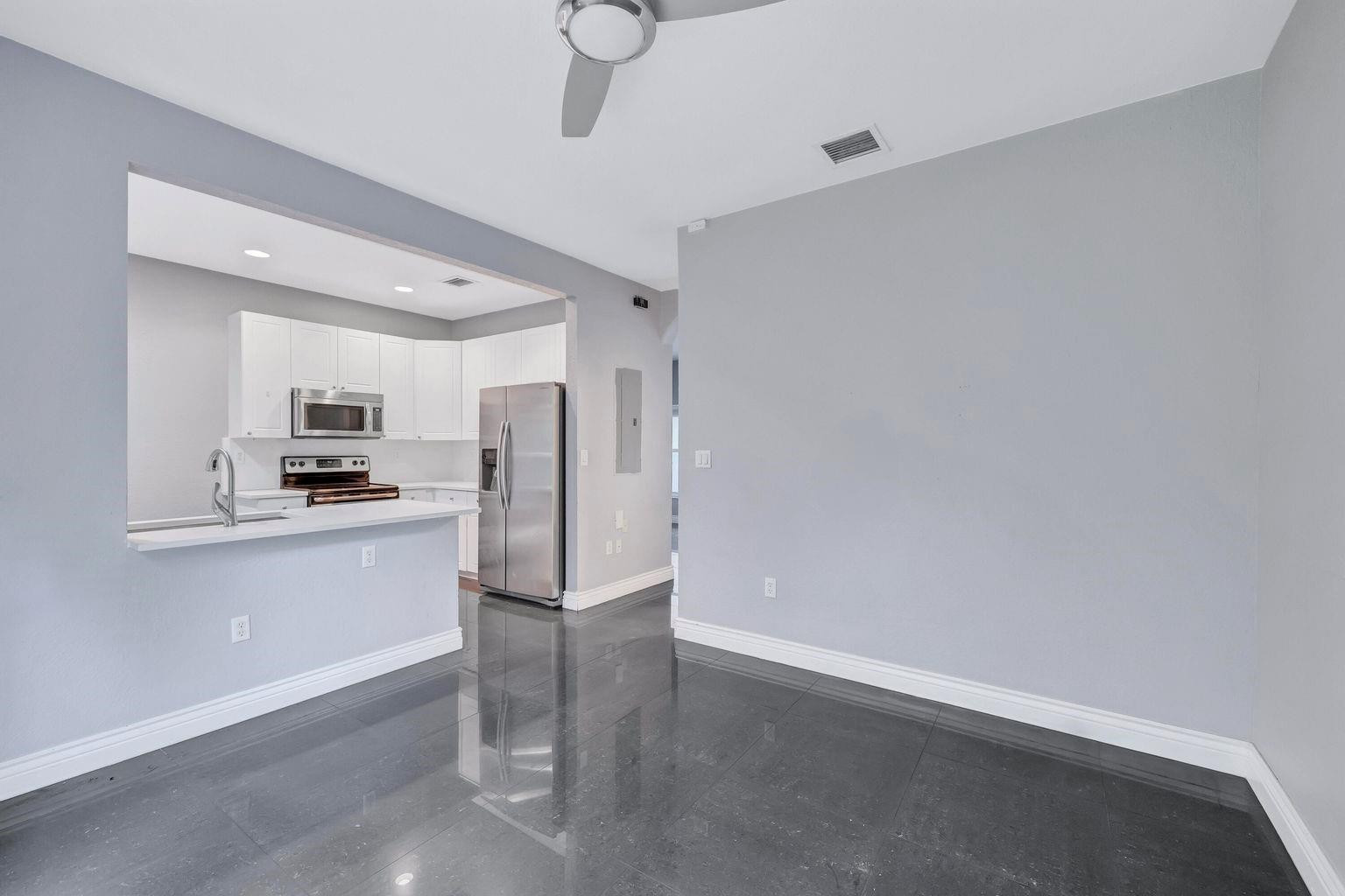 MERRICK PRESERVE CONDO - Residential Lease