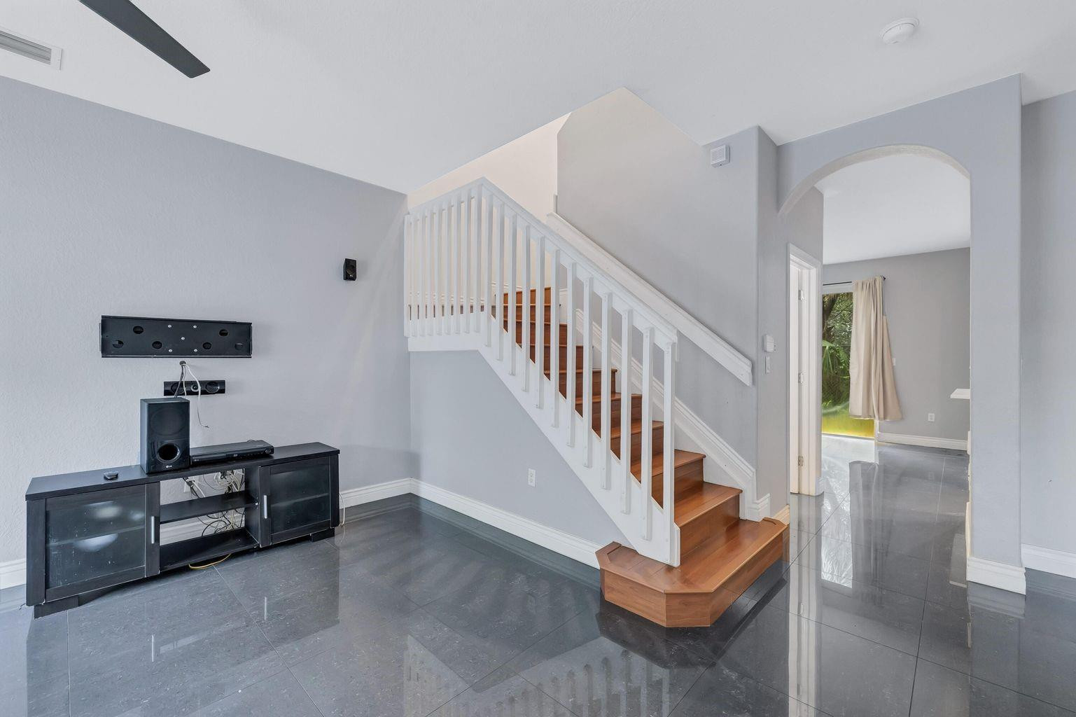 MERRICK PRESERVE CONDO - Residential Lease