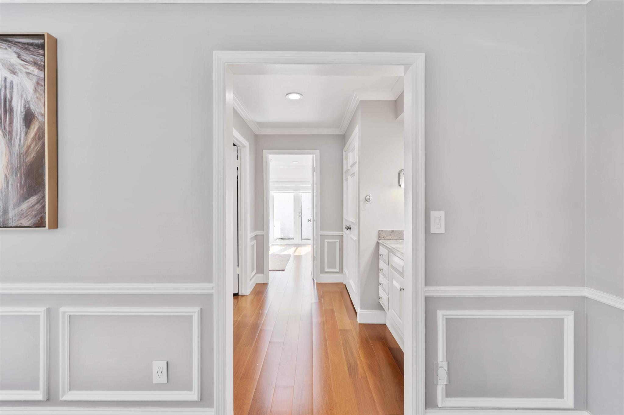 PINEWOOD EAST OF WELLINGT - Residential Lease