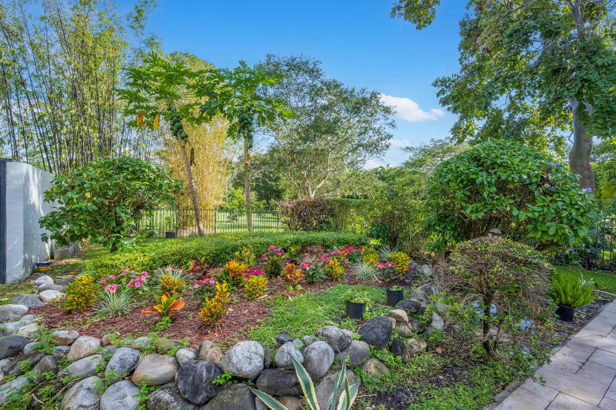 PINEWOOD EAST OF WELLINGT - Residential Lease