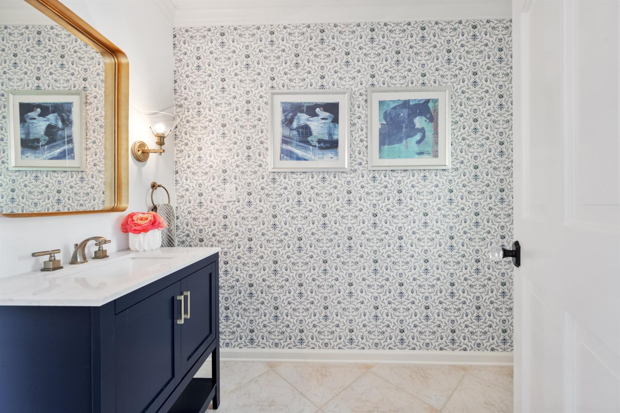 PINEWOOD EAST OF WELLINGT - Residential Lease