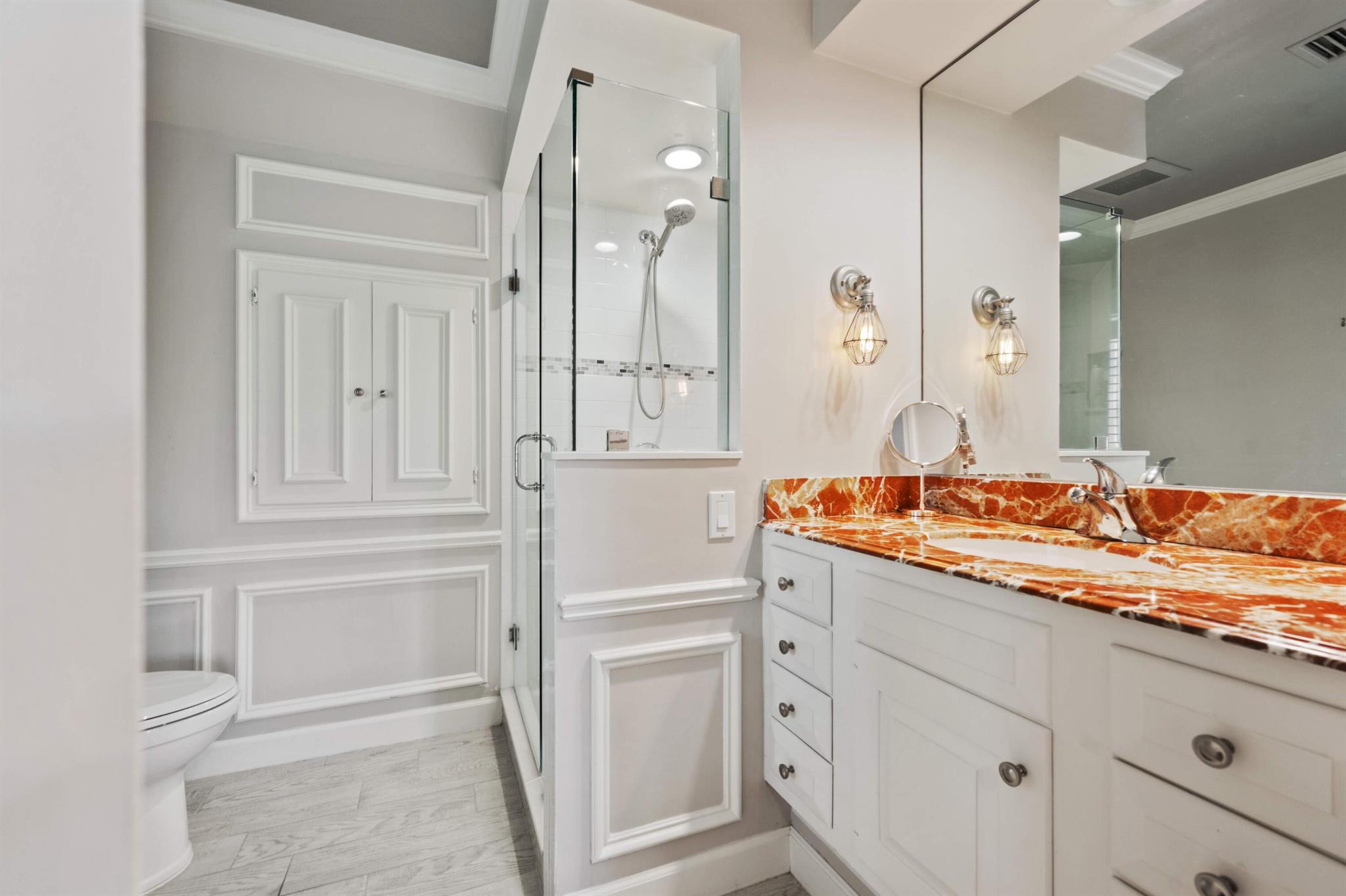 PINEWOOD EAST OF WELLINGT - Residential Lease