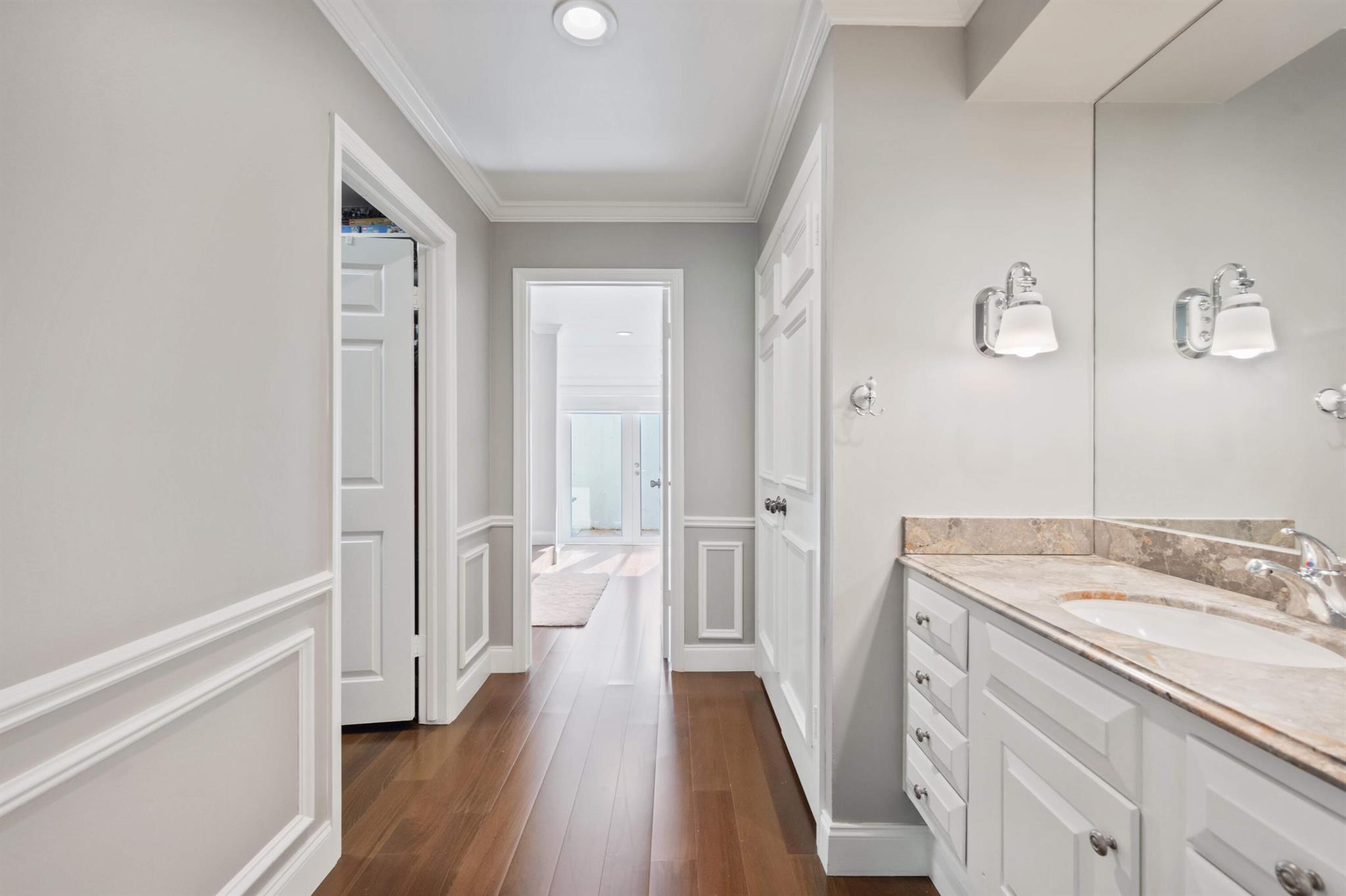 PINEWOOD EAST OF WELLINGT - Residential Lease