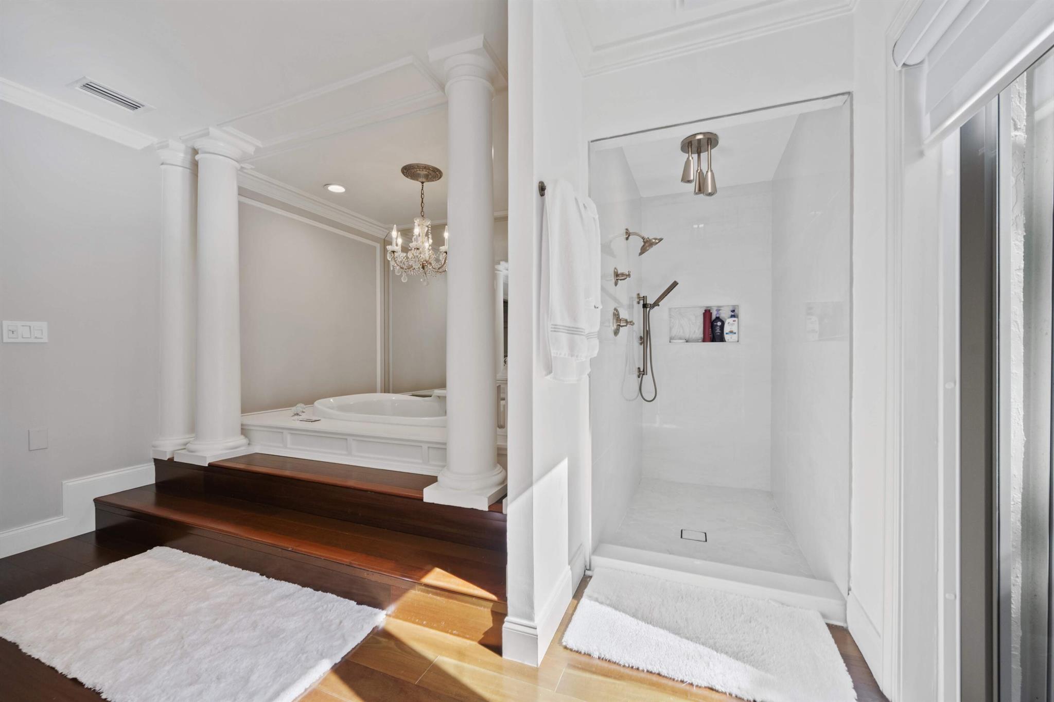 PINEWOOD EAST OF WELLINGT - Residential Lease