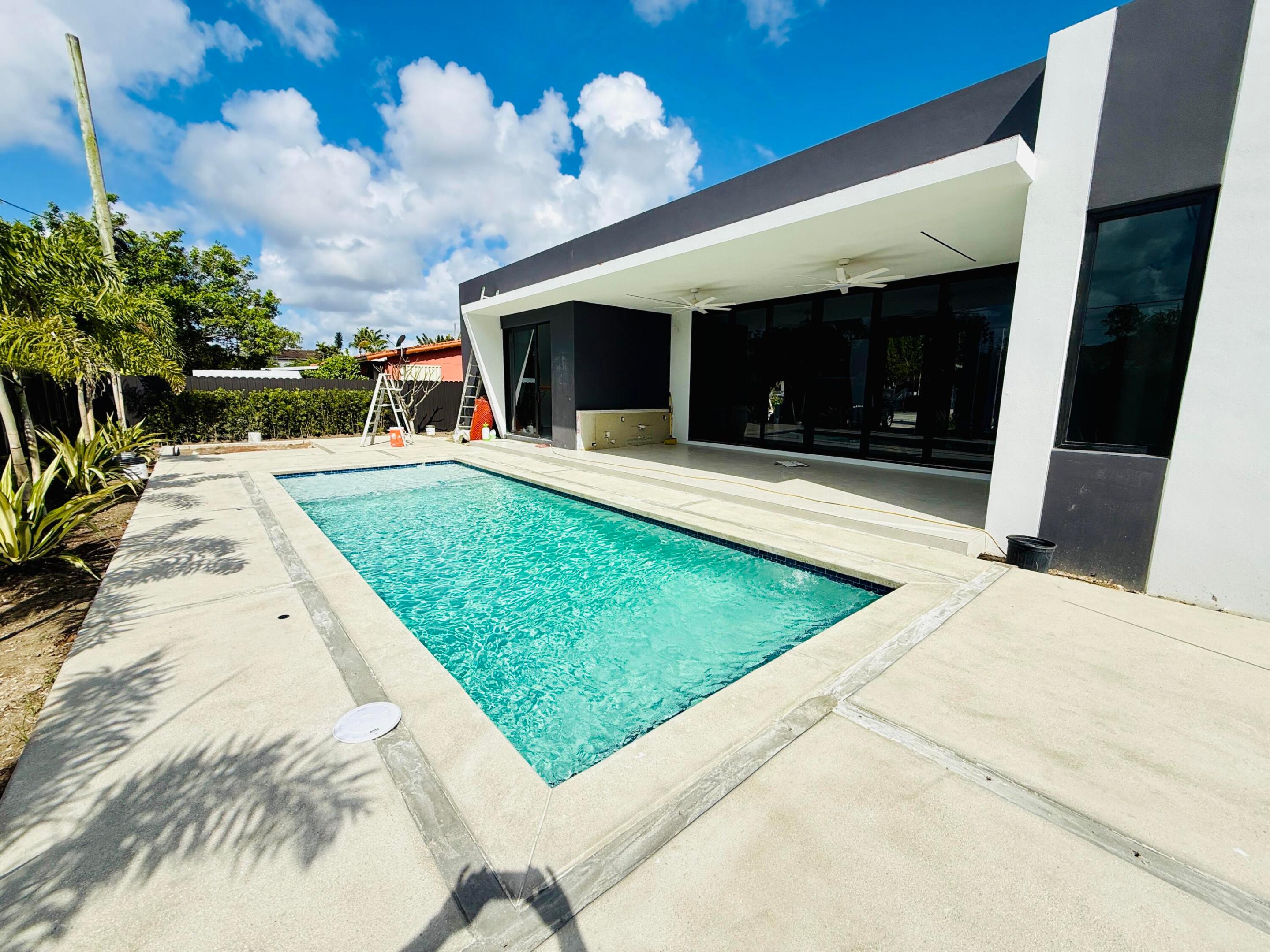 OLYMPIA GARDENS - Residential