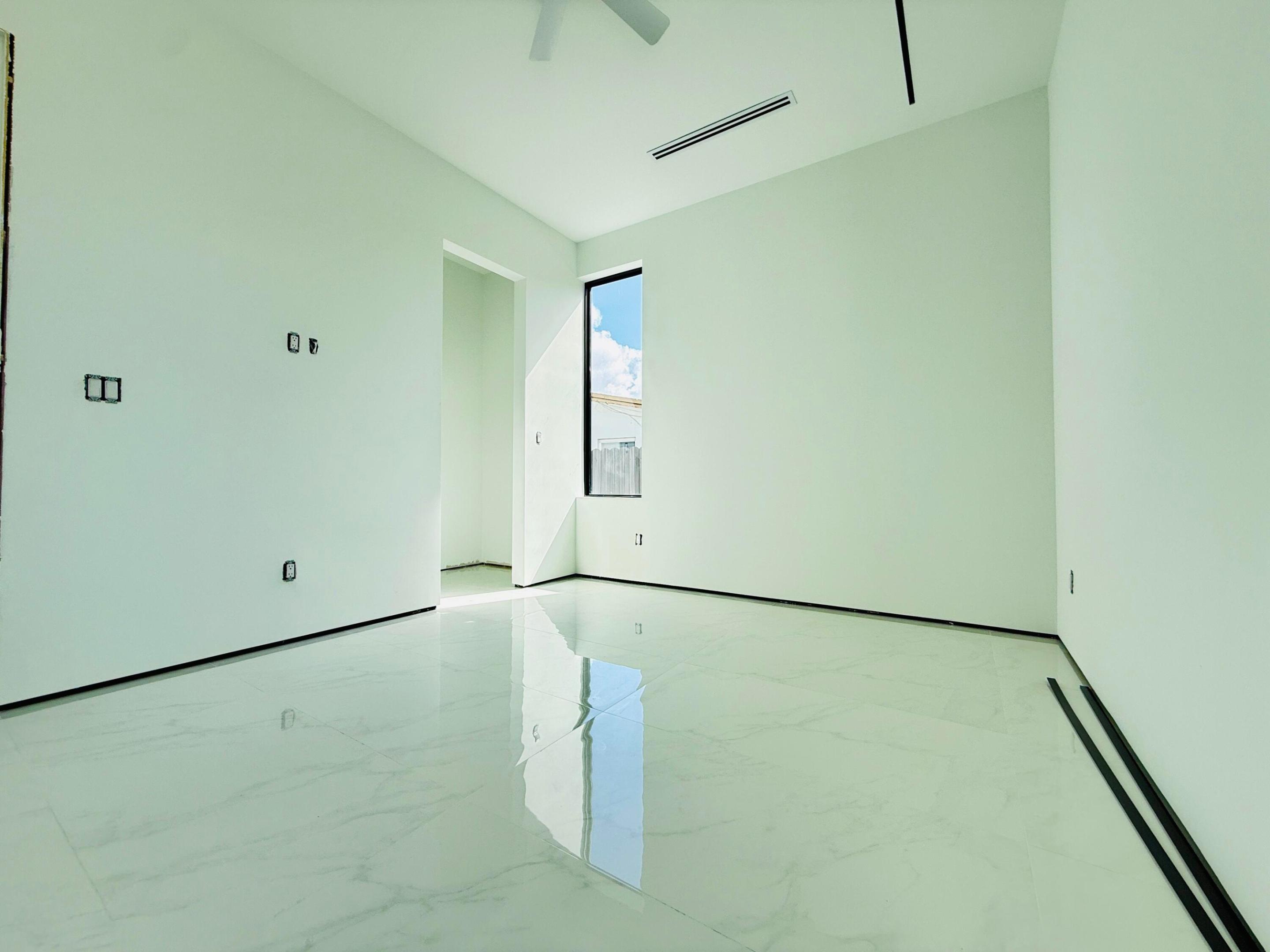 OLYMPIA GARDENS - Residential