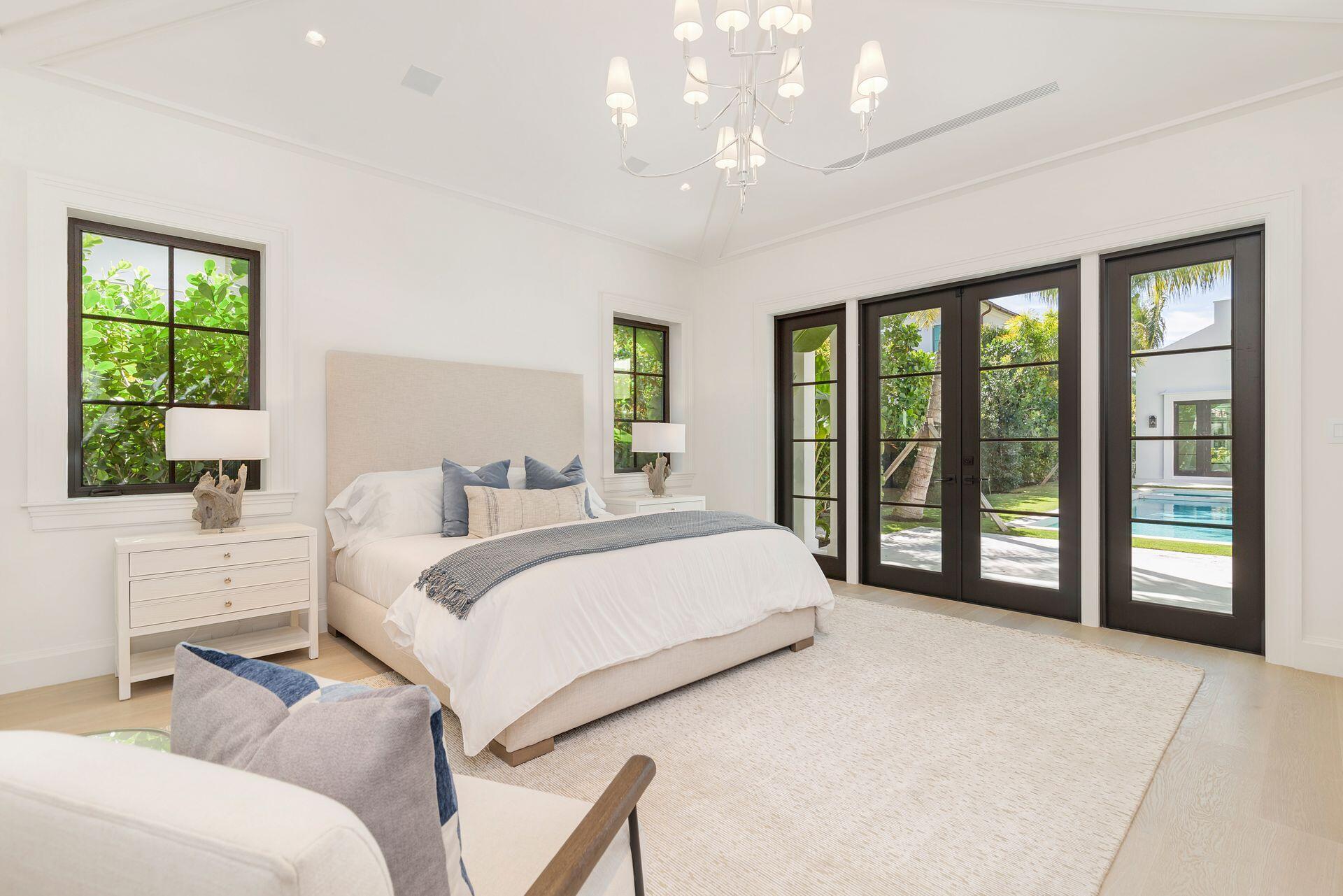 MIRAMAR SHORES - Residential