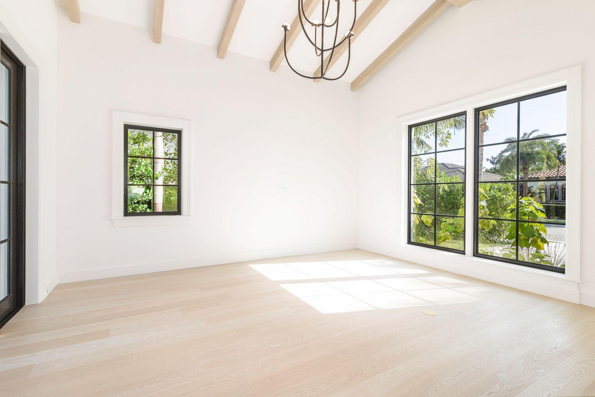 MIRAMAR SHORES - Residential