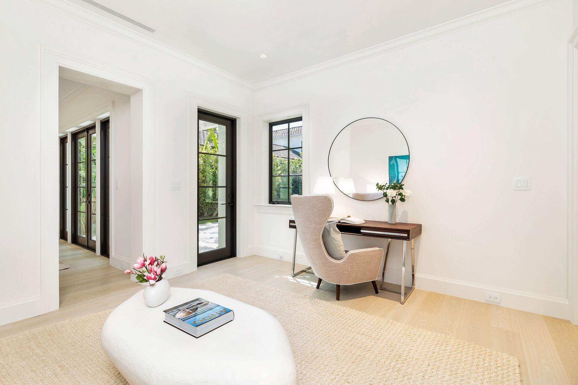 MIRAMAR SHORES - Residential