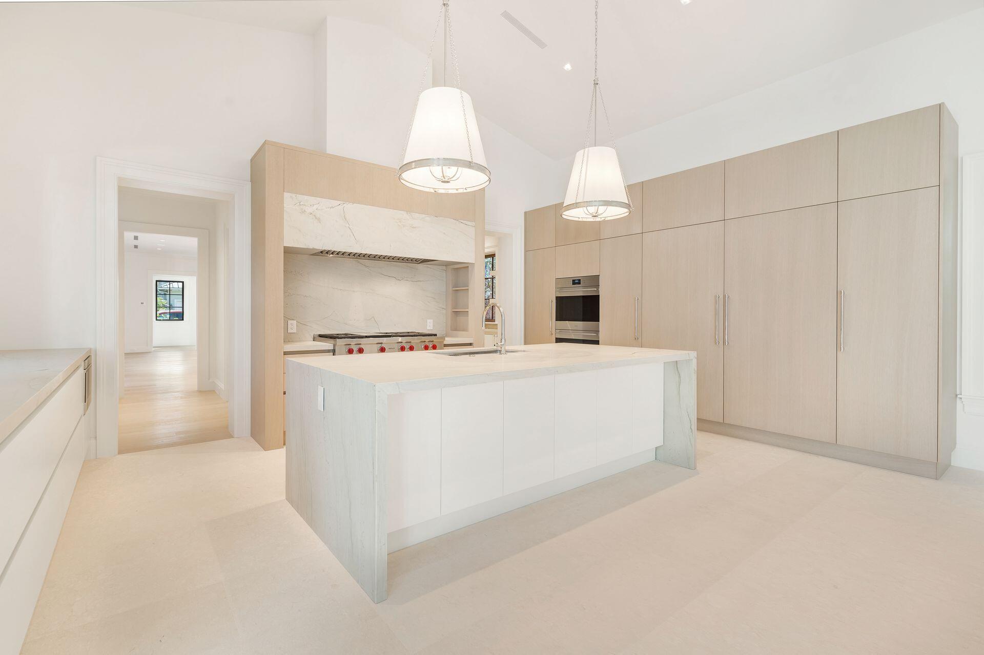 MIRAMAR SHORES - Residential