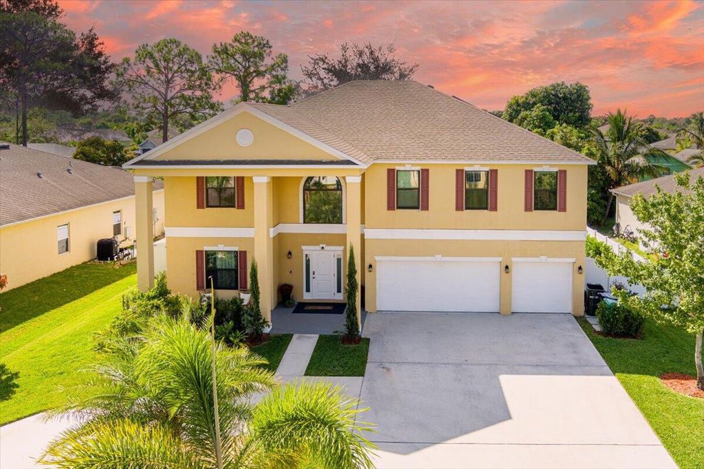 Photo of 685 NW Bayshore Boulevard, Port Saint Lucie, FL 34983 (MLS # R11112464)