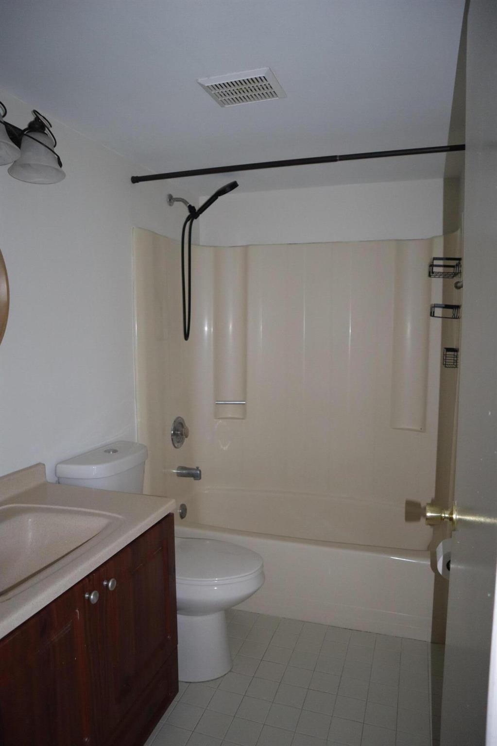 SEVEN SPRINGS 2 - Residential Lease