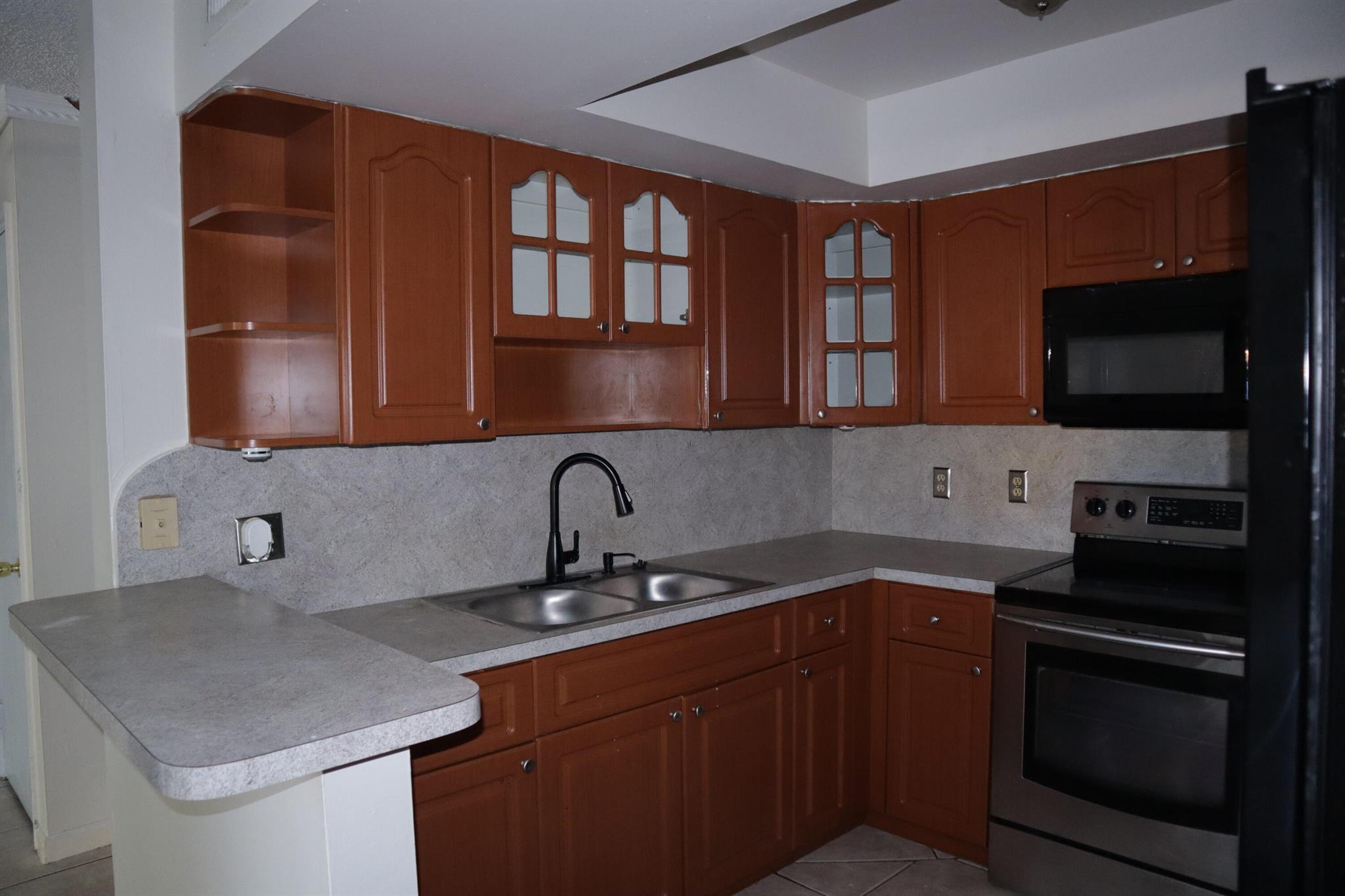 SEVEN SPRINGS 2 - Residential Lease