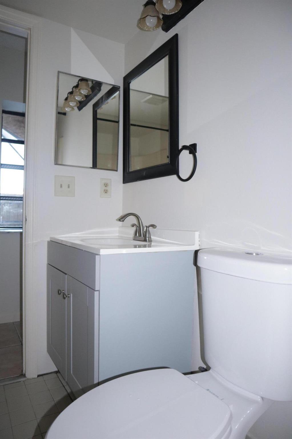 SEVEN SPRINGS 2 - Residential Lease
