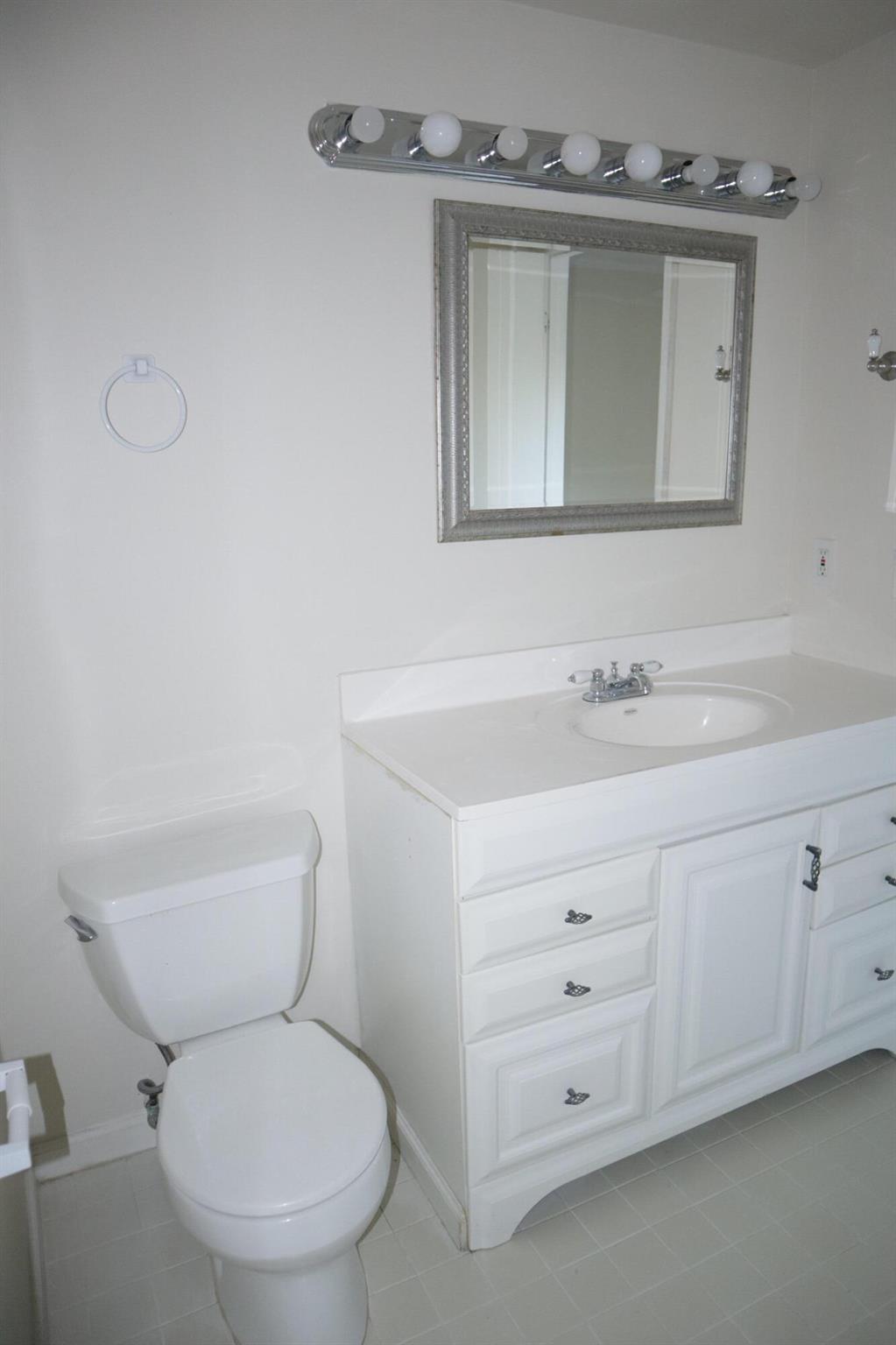 SEVEN SPRINGS 2 - Residential Lease