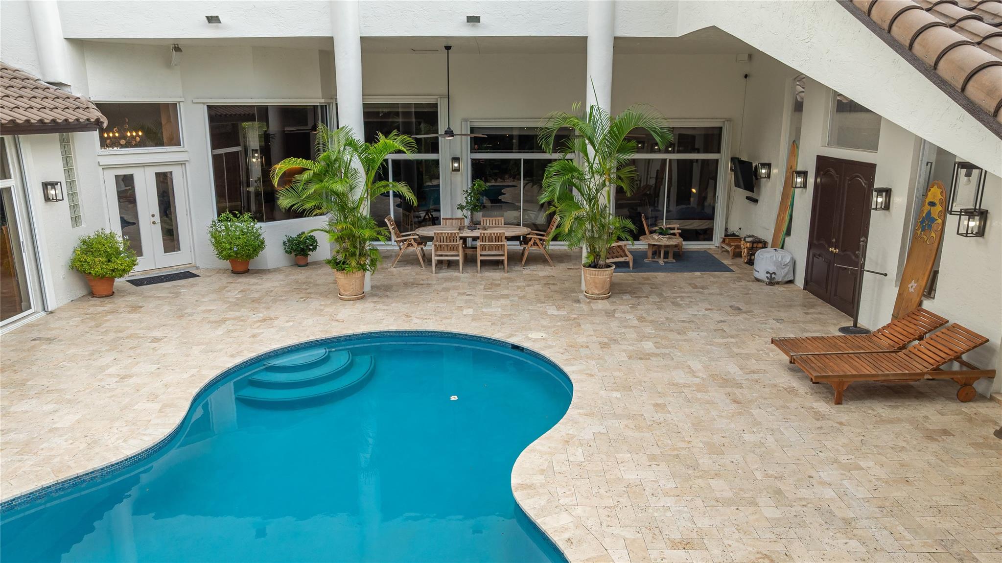 9690 NW 59th Ct, Parkland, FL, 33076/$1,199,000 2 9690 NW 59th Ct
