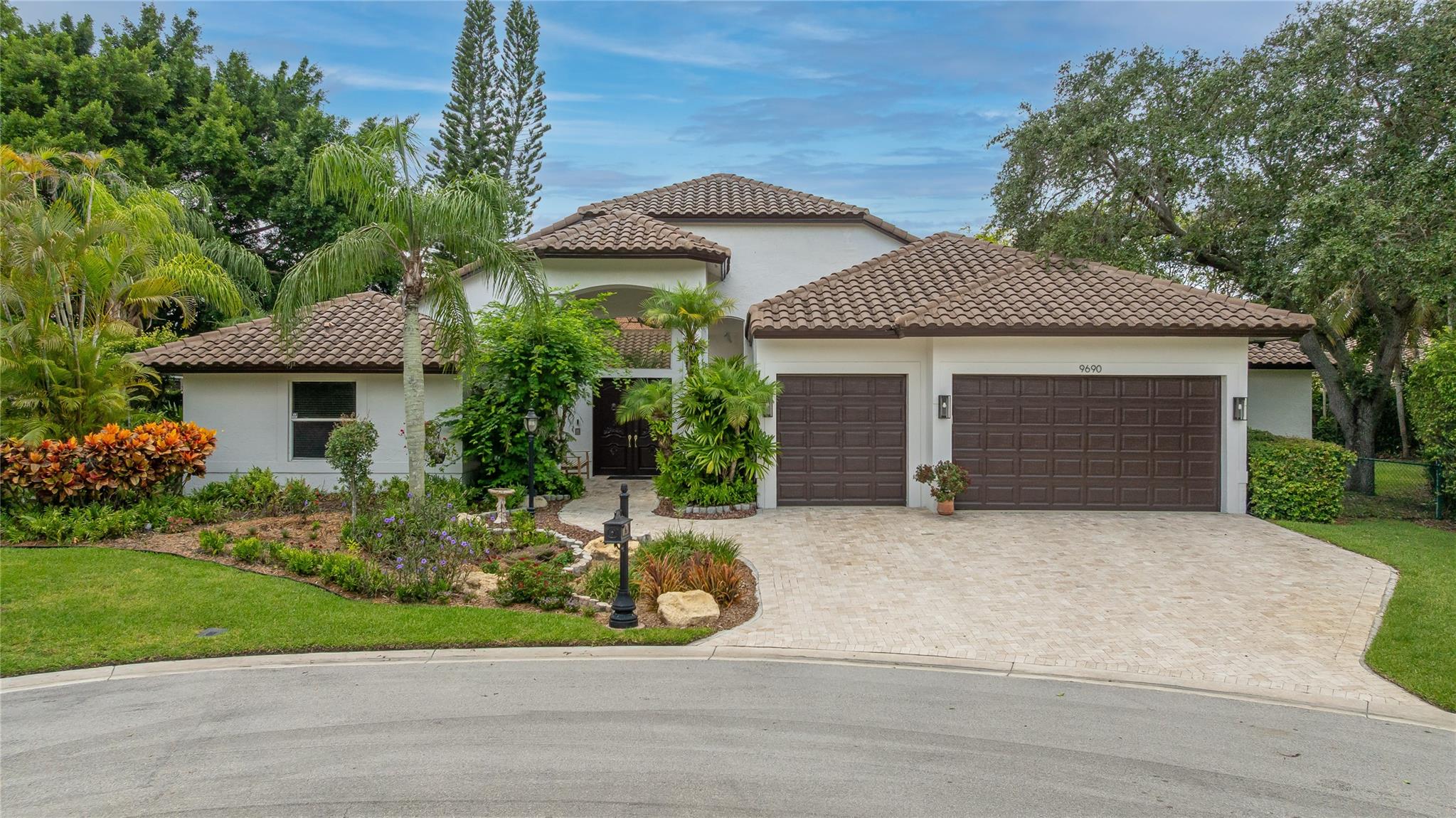 Welcome to Your Private Paradise!
This stunning courtyard-style home blends comfort, style, & versatility. It features Four spacious bedrooms plus open den in the main house, along with a private one-bedroom, one-bath guest house—ideal for multigenerational living, guests, home office or workout space.
At the heart of the home is an expansive courtyard & pool area—your own private oasis & an entertainer’s dream. Inside, enjoy Volume Ceilings, Marble flooring in the main living areas, beautiful wood floors in each bedroom & an upgraded kitchen with quartzite countertops, maple cabinetry & stainless steel appliances.
Bright open spaces, abundant natural light & serene energy throughout This home radiates charm & functionality. It’s more than a House—it’s a lifestyle. Come See & Stay!
