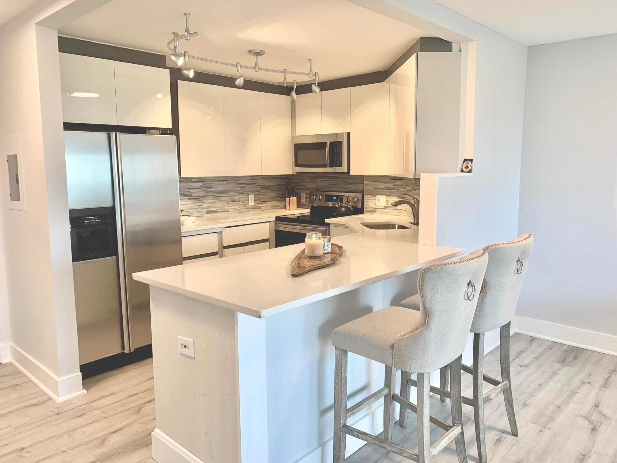 340 SUNSET Drive 1506