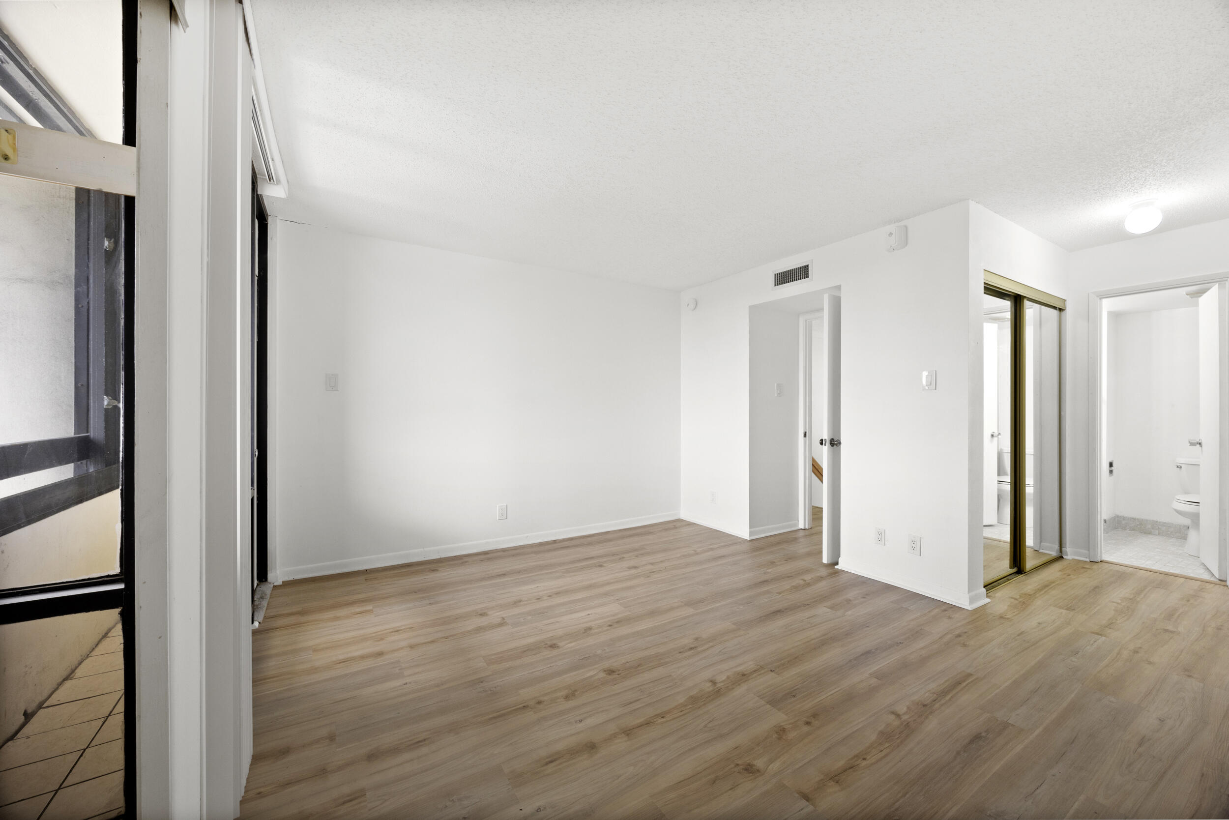 POINTE CONDO - Residential Lease