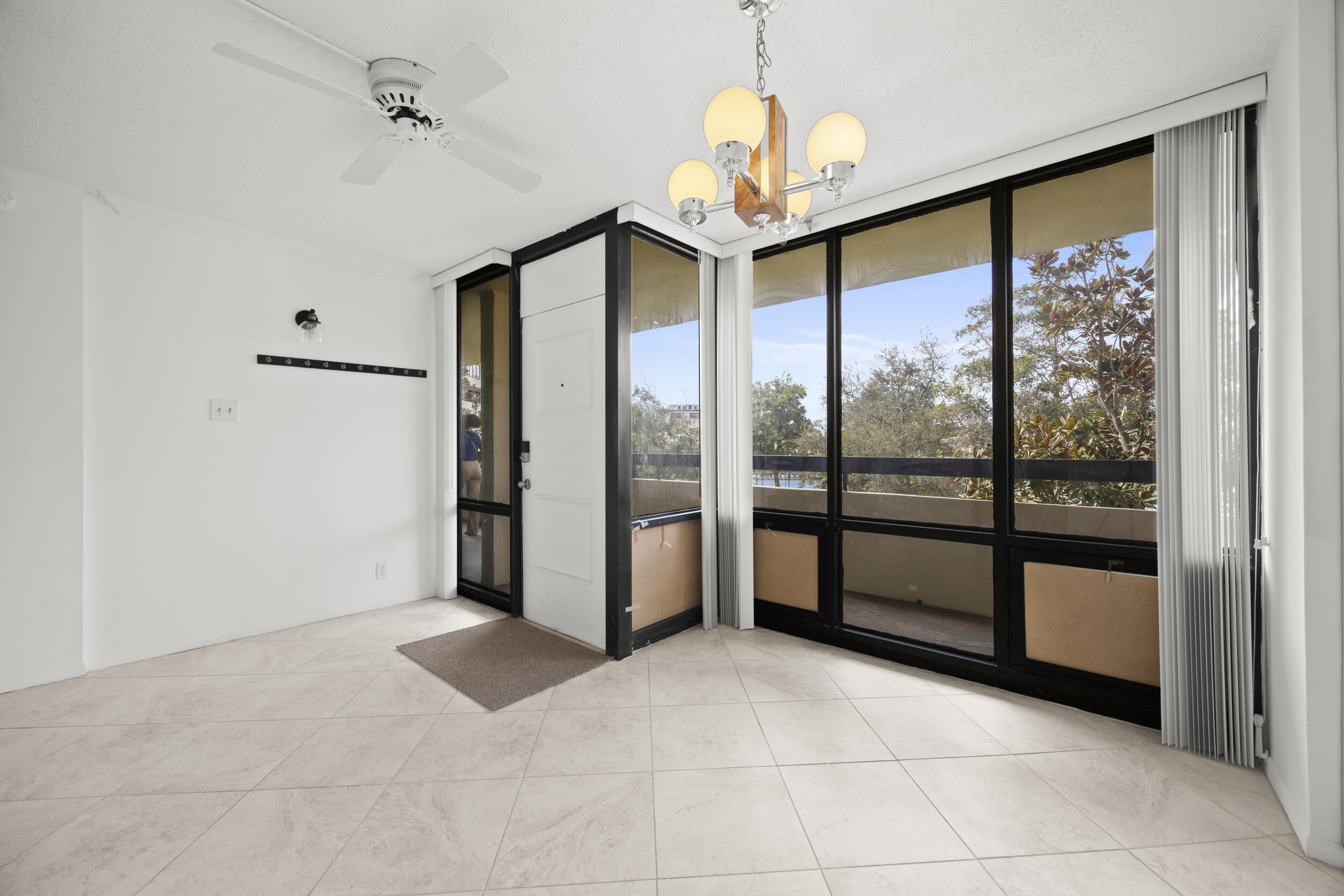 POINTE CONDO - Residential Lease