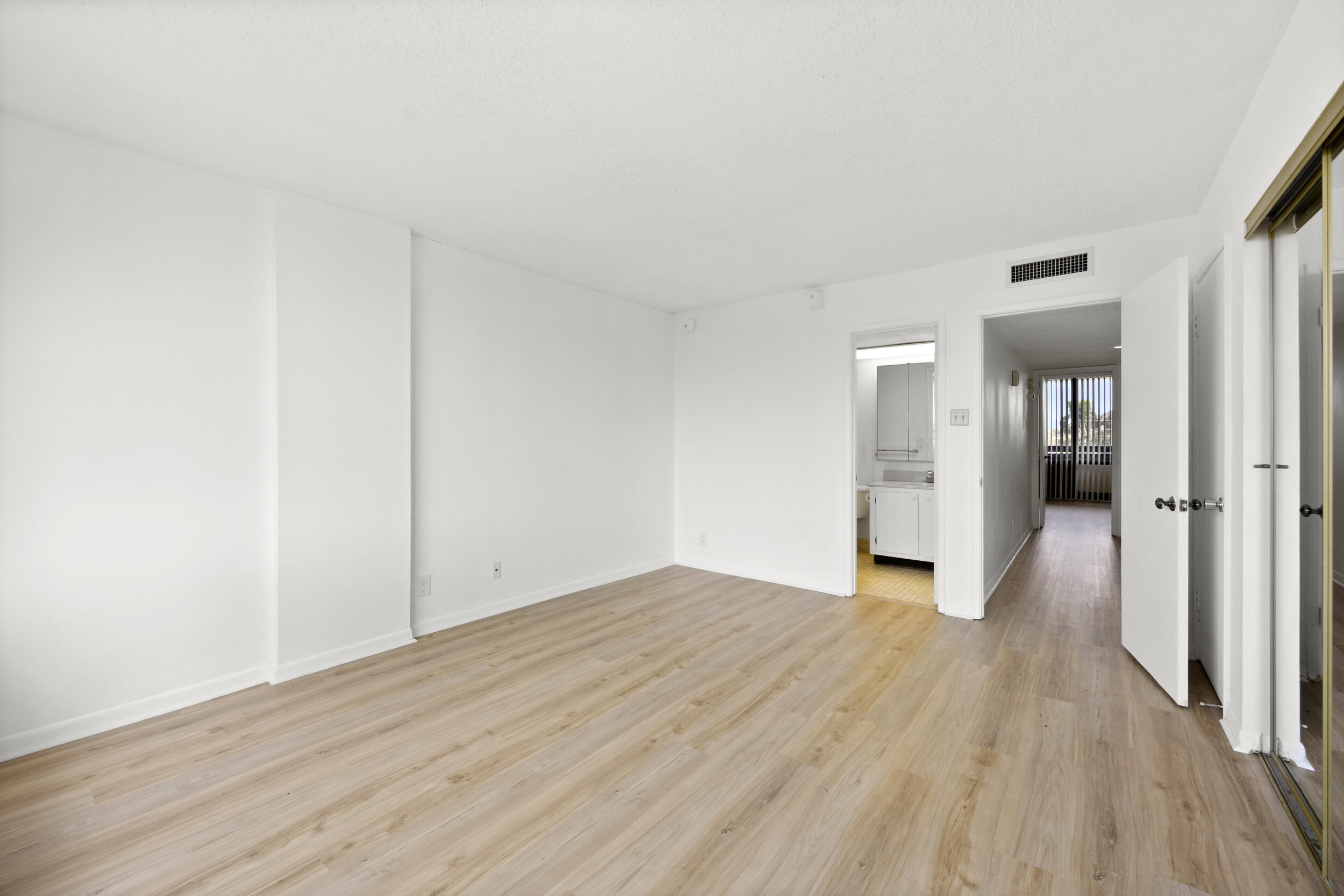 POINTE CONDO - Residential Lease