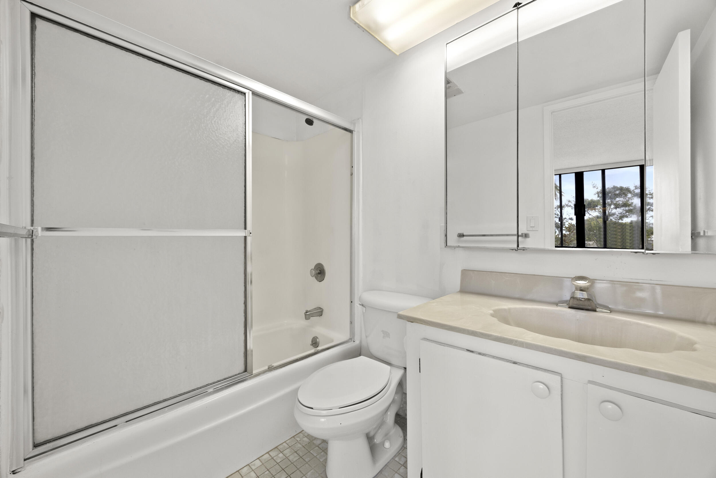 POINTE CONDO - Residential Lease