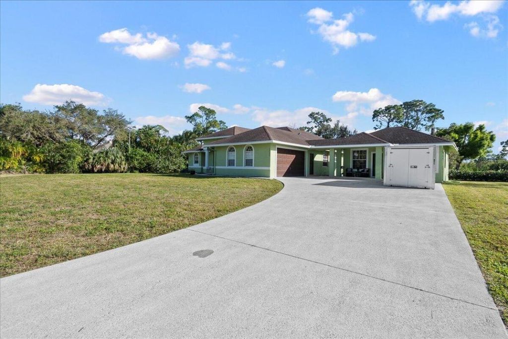 Photo of 18220 90th Street N, Loxahatchee, FL 33470 (MLS # R10956865)