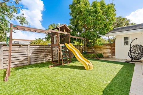 Tiny photo for 3870 N 31ST Terrace, Hollywood, FL 33021 (MLS # B26080409)