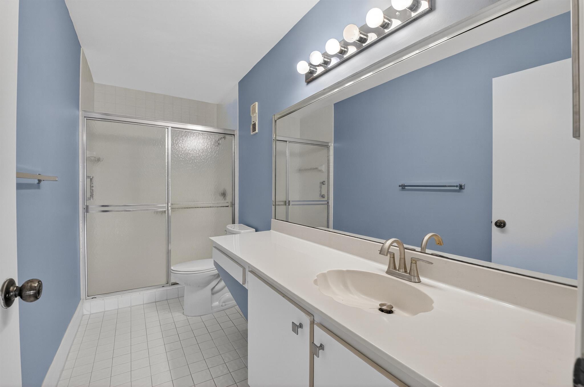 WHISPER WALK/SUMMERWINDS - Residential