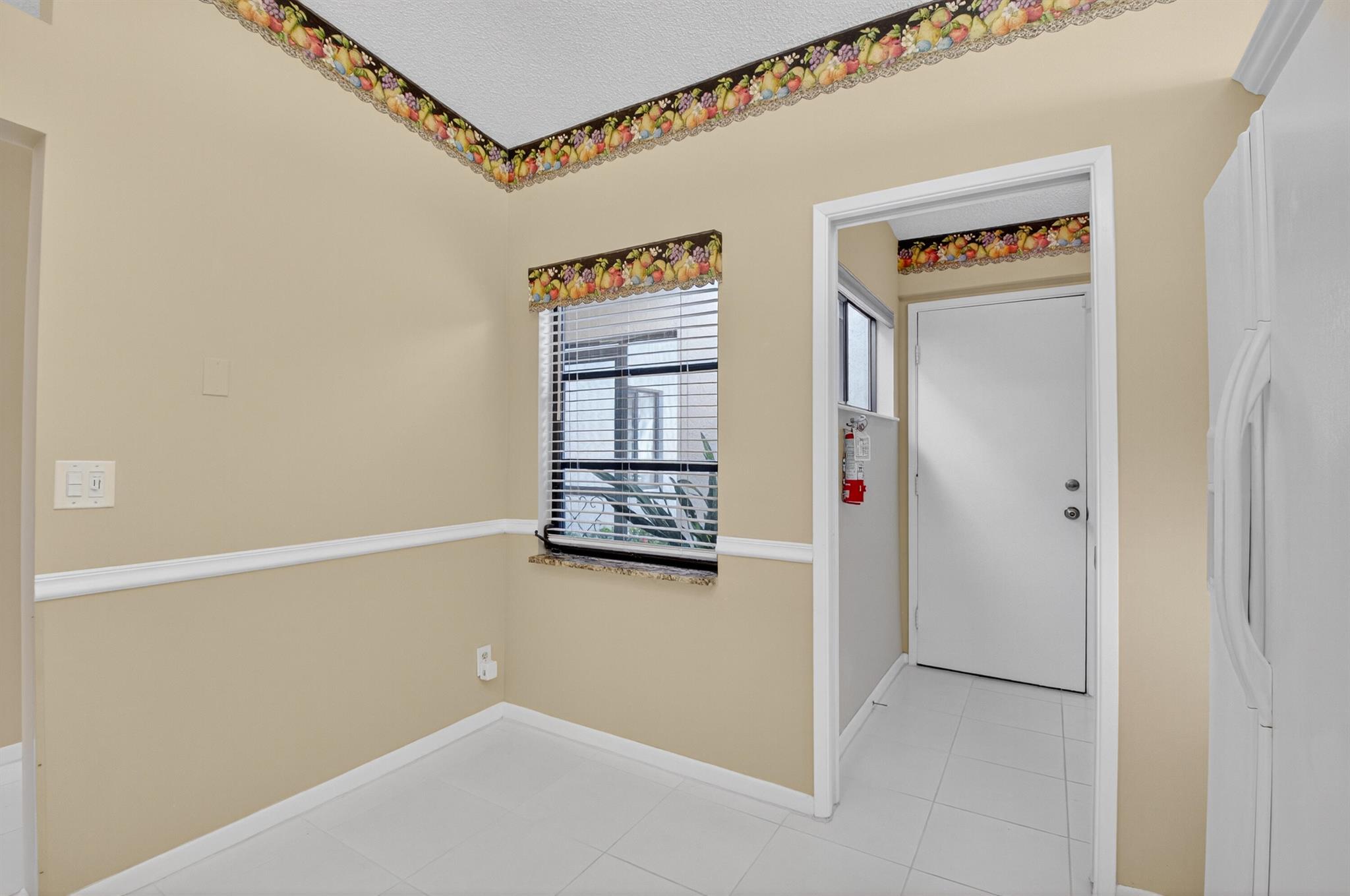 WHISPER WALK/SUMMERWINDS - Residential