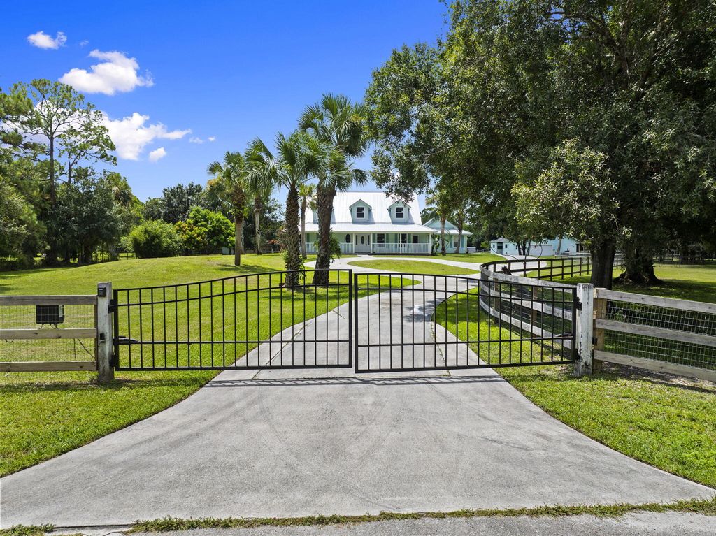 Photo of 5454 SW Quail Hollow Street, Palm City, FL 34990 (MLS # R11117097)