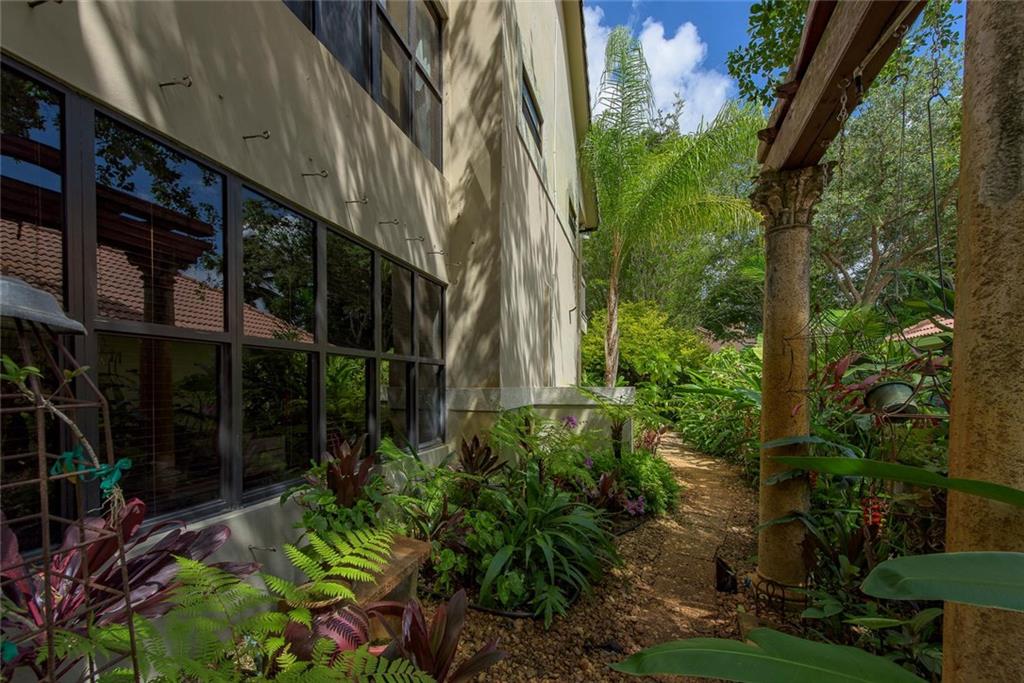 Maplewood 80-37 B - Residential
