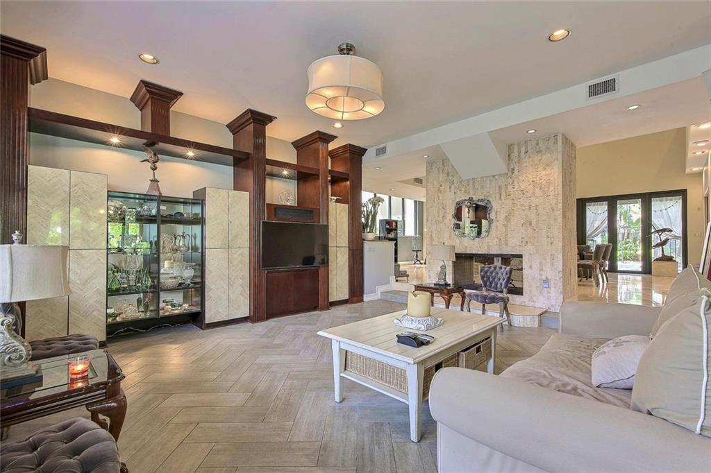 Maplewood 80-37 B - Residential
