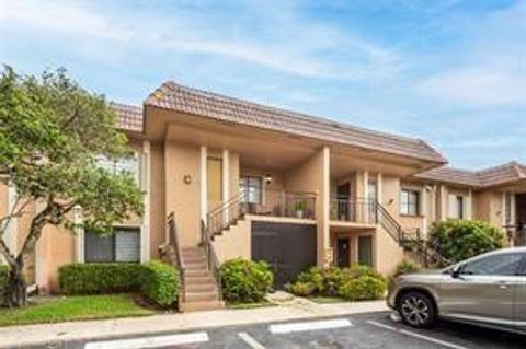 193 Lakeview Drive 103 Weston FL 33326