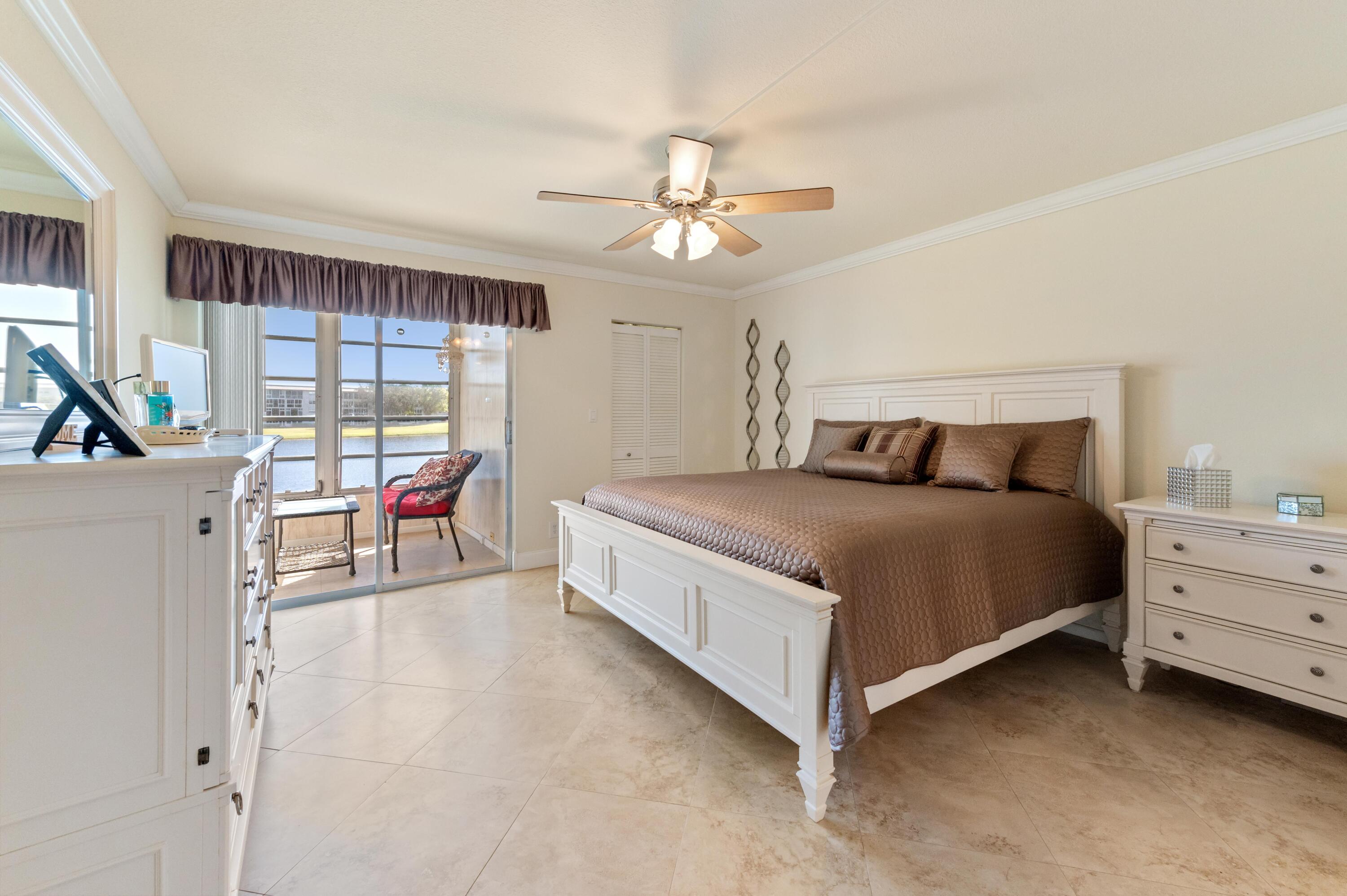 WYNMOOR VILLAGE - Residential