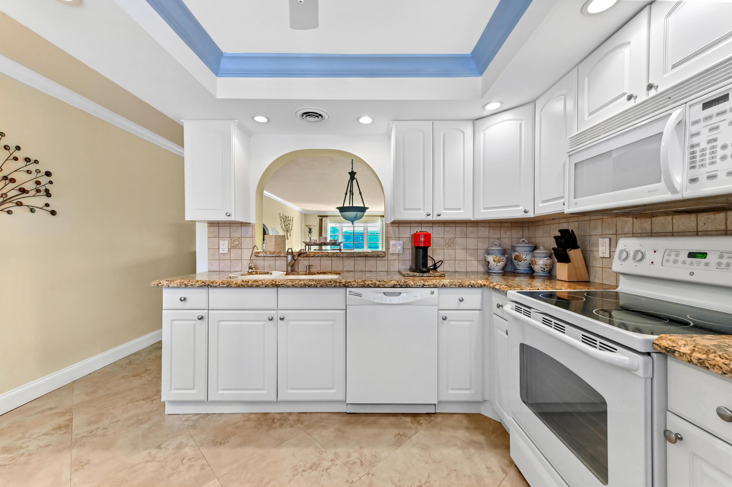 WYNMOOR VILLAGE - Residential