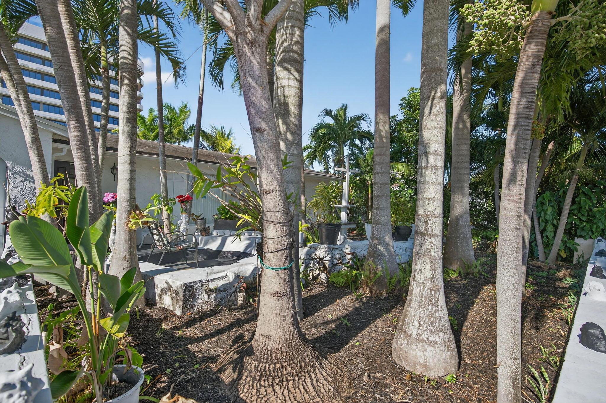 PALM BEACH LAKES SOUTH 2 - Residential