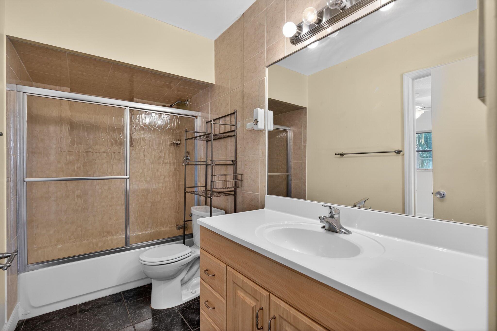 PALM BEACH LAKES SOUTH 2 - Residential