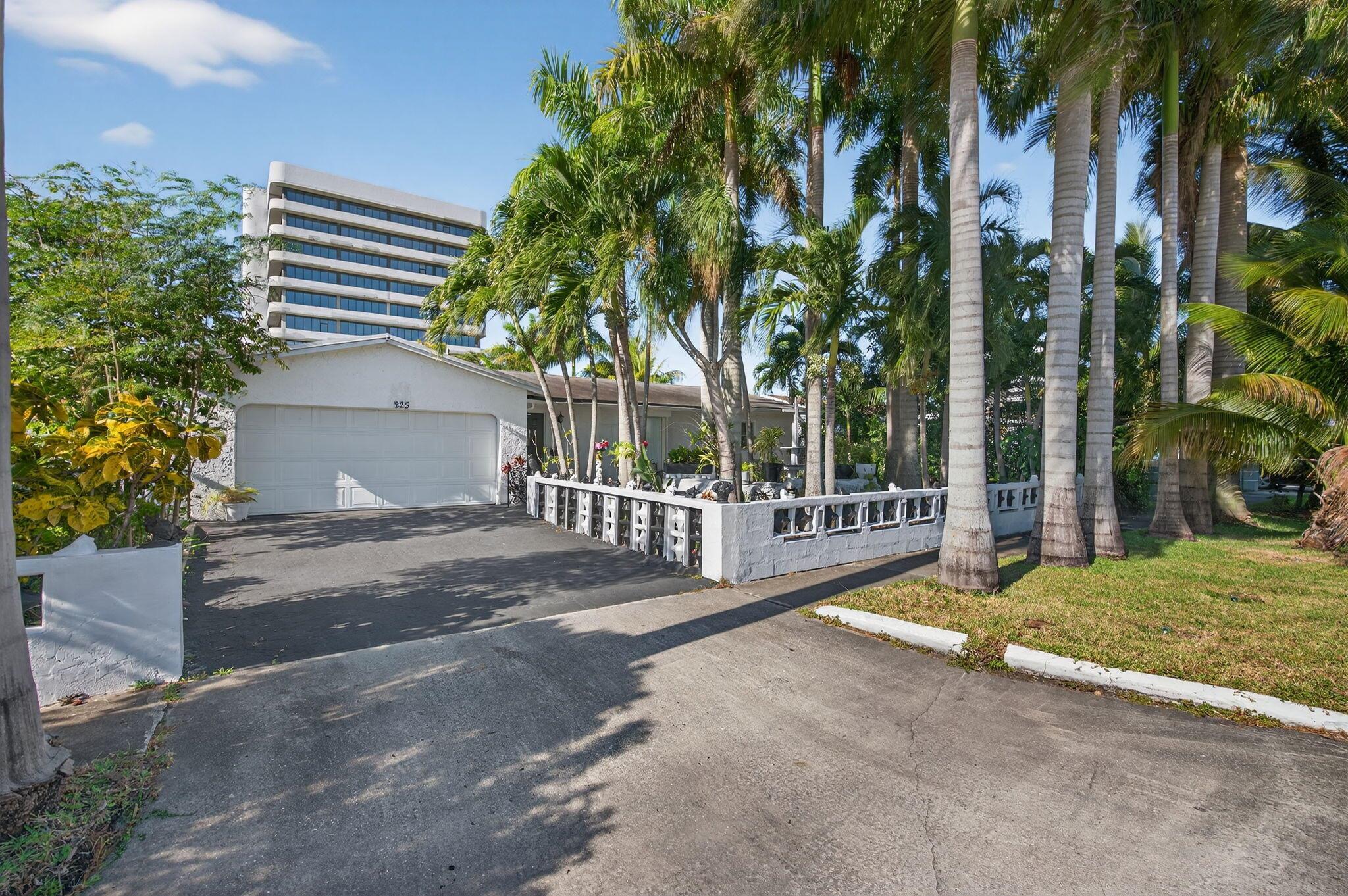 PALM BEACH LAKES SOUTH 2 - Residential